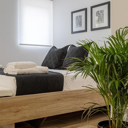 Sandra'S Luxury Studio Apartment Tolo Exterior photo